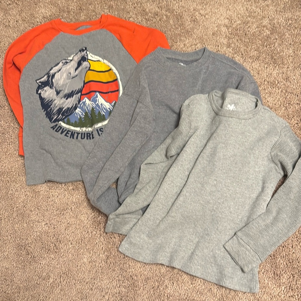 Boys (3) - long sleeve tops, size 8